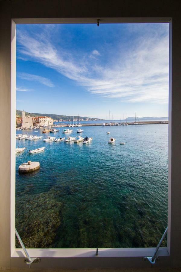 Villa Martina Komiža Dış mekan fotoğraf